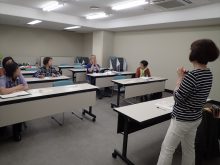 参加者から質問が出ているところ