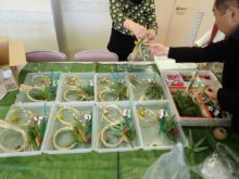 1人ずつの材料の仕分け