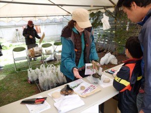 150517-115342-DSCF9627_R