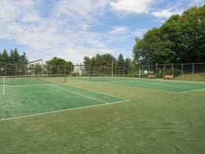 テニスコートの写真