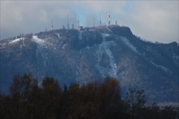 「手稲山の冠雪」の画像