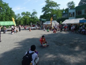 恒例のかもくまダービー、大人も子どもも一生懸命でした。