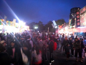 祭り初日夜
