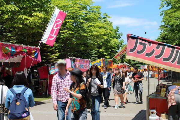 札幌まつり露店の様子