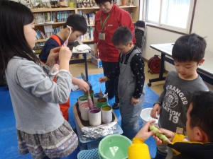 七色ロウソクづくり