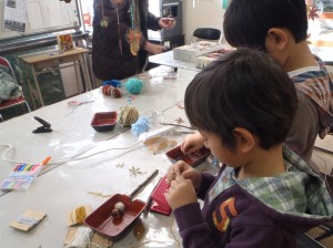 モビールづくり