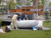 「彫刻清掃ボランティアさんも活躍中」の画像