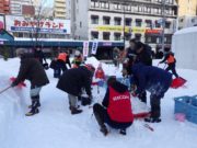 スノーキャンドルづくりの様子2