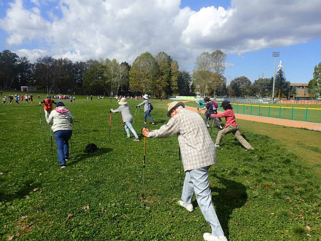 ウォーキング後のストレッチ