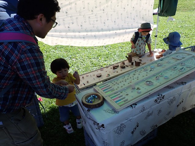 松尾さんの木のおもちゃ_R