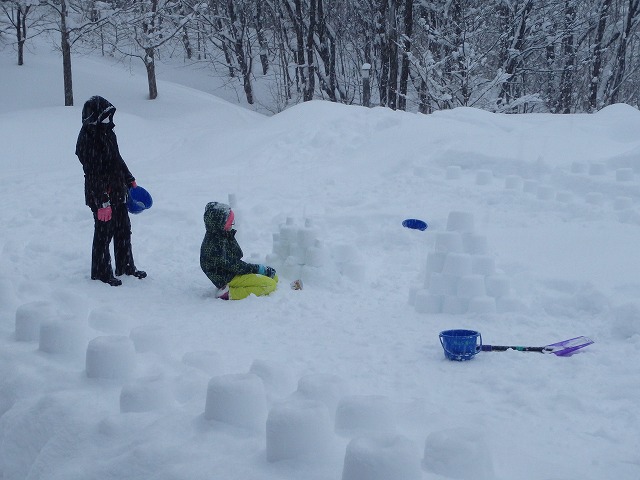 スノーキャンドル準備中②
