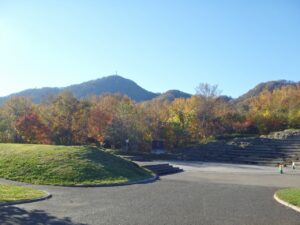 旭山記念公園の紅葉2022年10月25日14