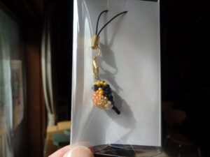 野鳥ビーズストラップ（キビタキ）