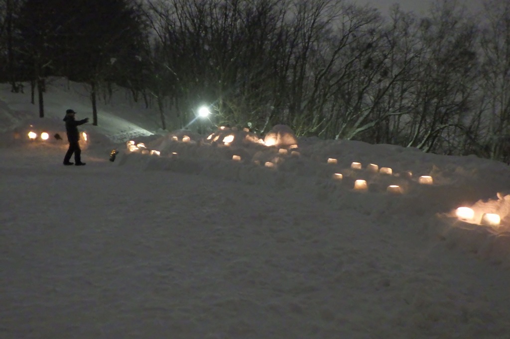 スノーキャンドルの灯りをともそう実施状況5