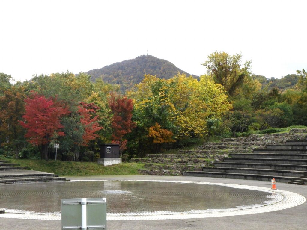 噴水から見た藻岩