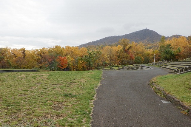 2025年10月31日藻岩山を望む