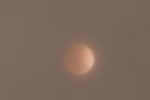 皆既月食2026年3月3日皆既中