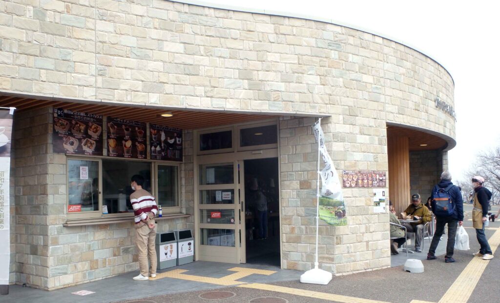レストハウス営業中の様子
