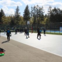 「開心那選手がスケボーエリアに！」の写真