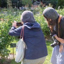 「札幌市都市緑化基金 「花と風景を楽しむ写真講習会」を開催しました。」の写真