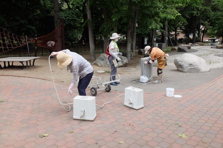 ホースリールでの潅水の様子