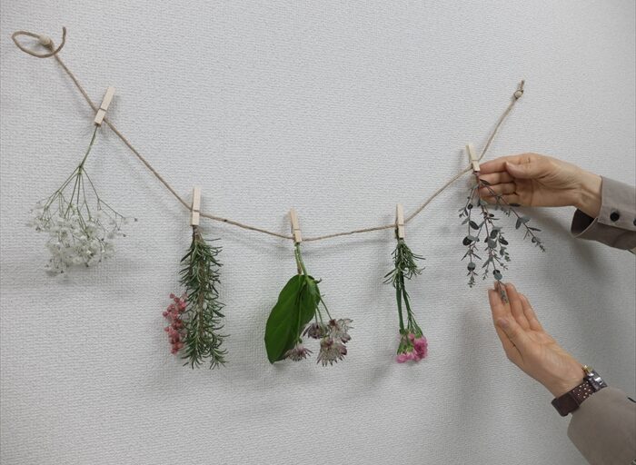 ドライフラワーのガーランド