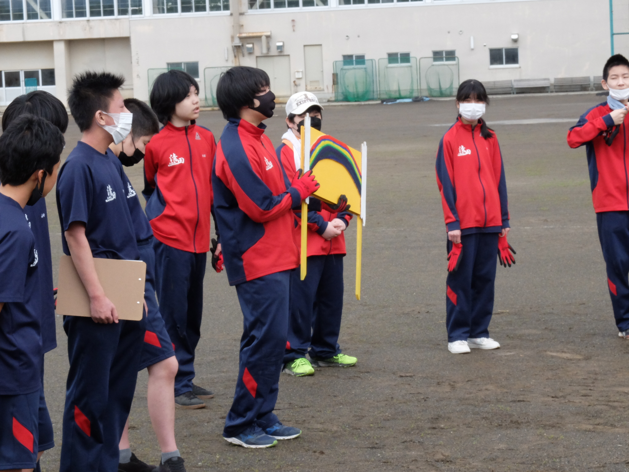 木工部の生徒さんが作ってくれた看板