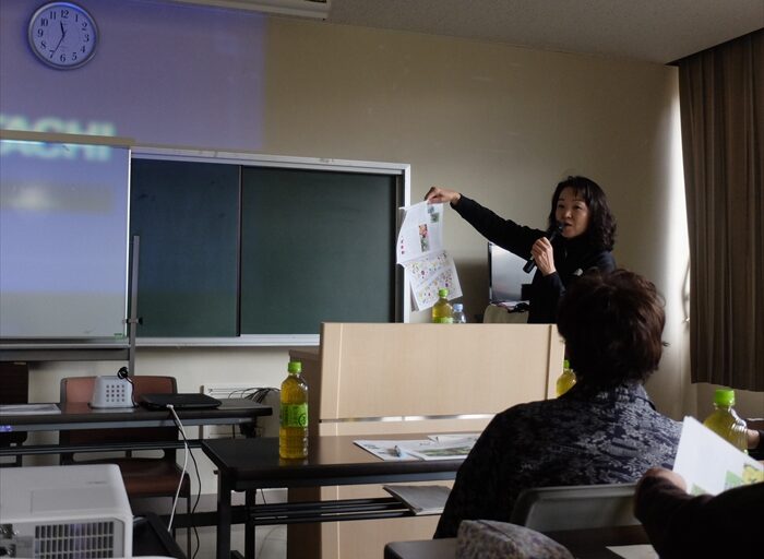 熊木さんの講義の様子