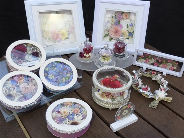 レカンフラワー展の展示