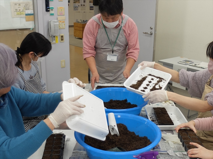 2024年に行った種まき講習会の様子