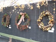 木の枝のリース