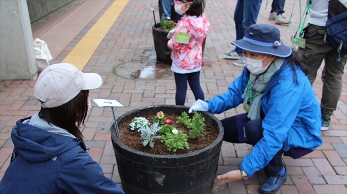 花植えの様子