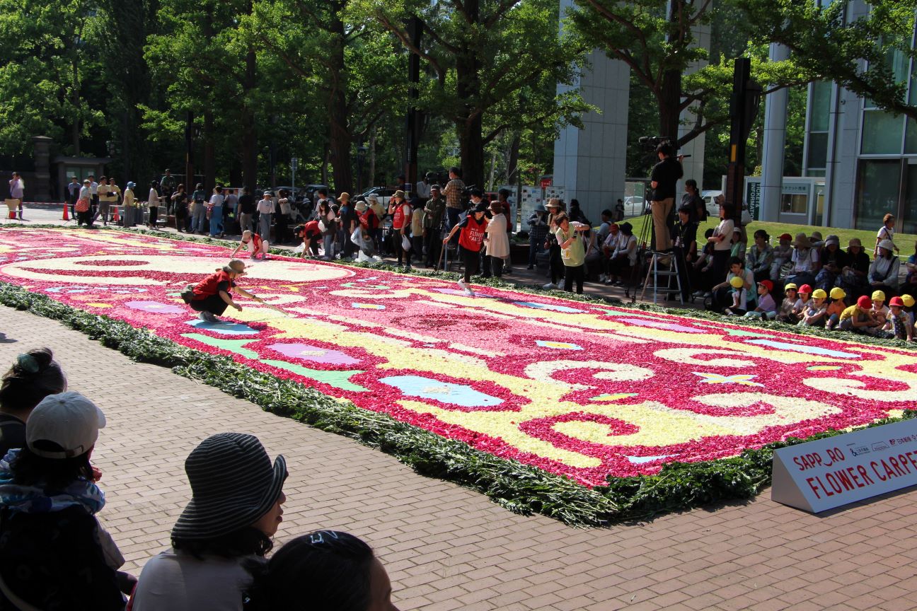 フラワーカーペット