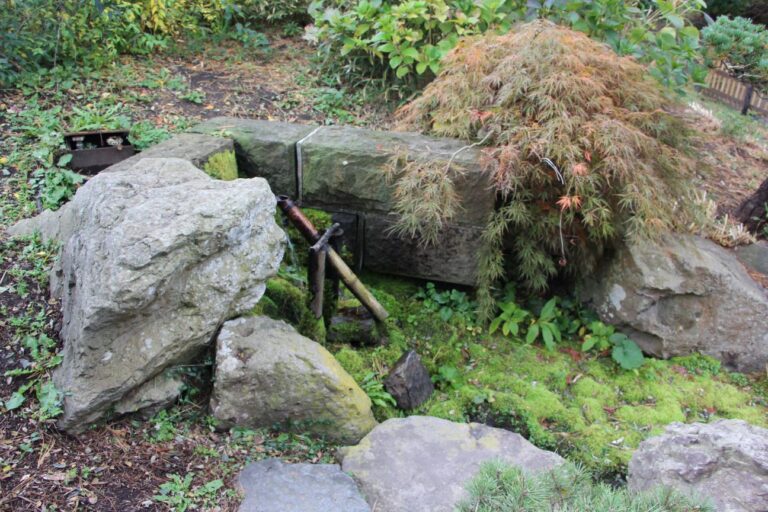 日本庭園のししおどし