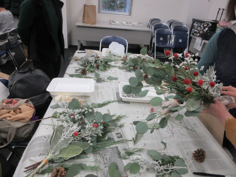 スワッグを作っている