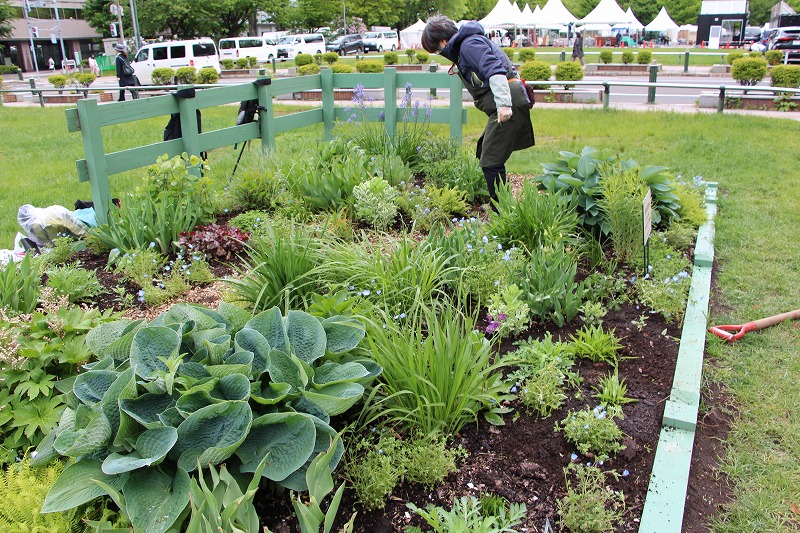 ガーデニングリラの会の活動の様子