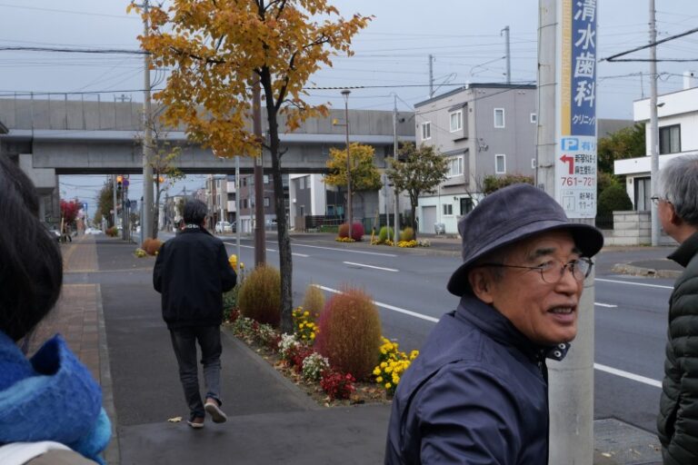 秋山アドバイザー