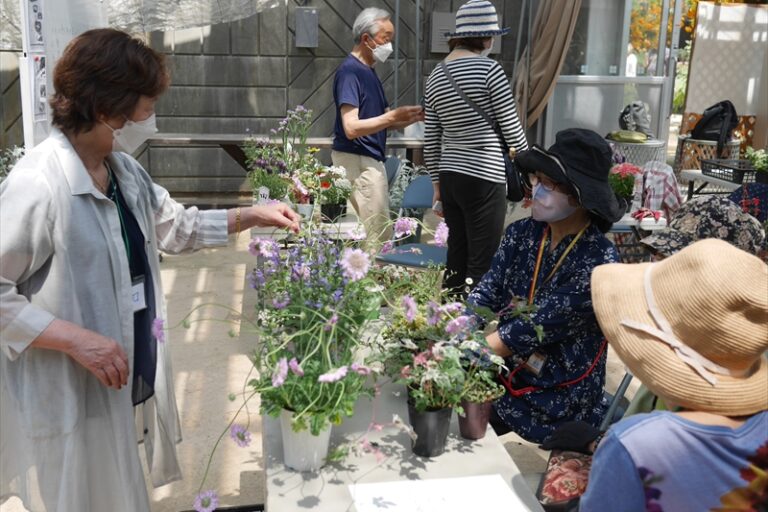 講師のアドバイスを受けているところ