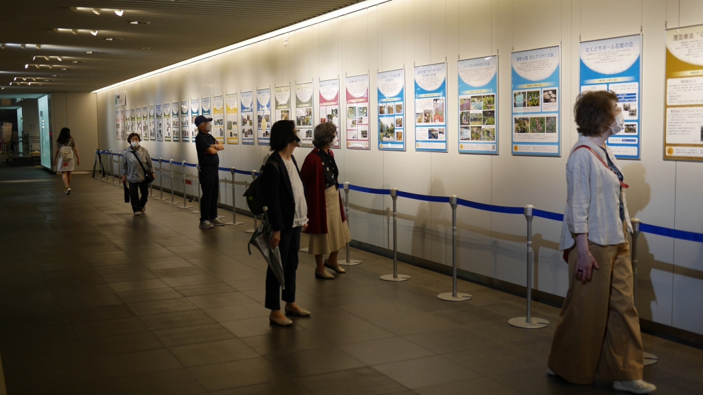 チカホのパネル展示の様子