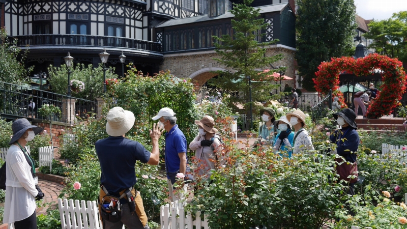 白い恋人パーク見学の様子