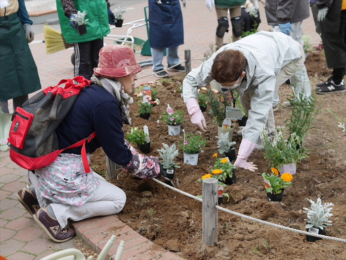 全員で配置を考えている