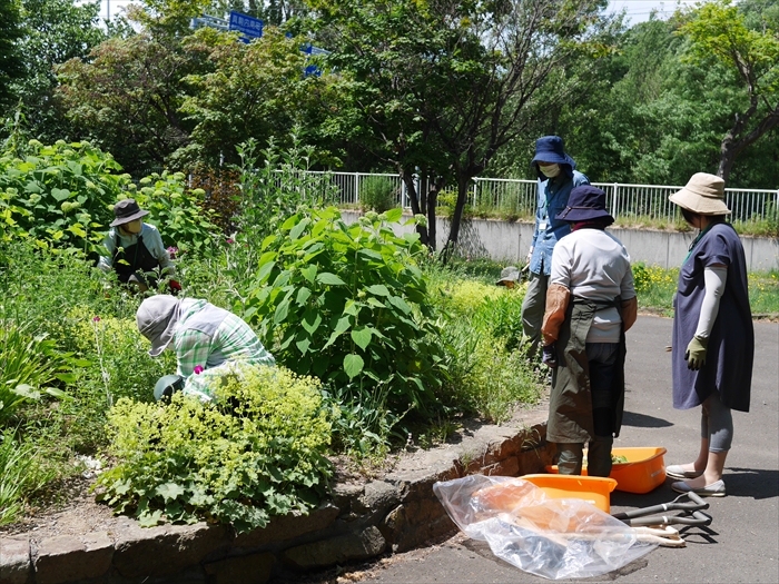 作業の確認をして中に入る
