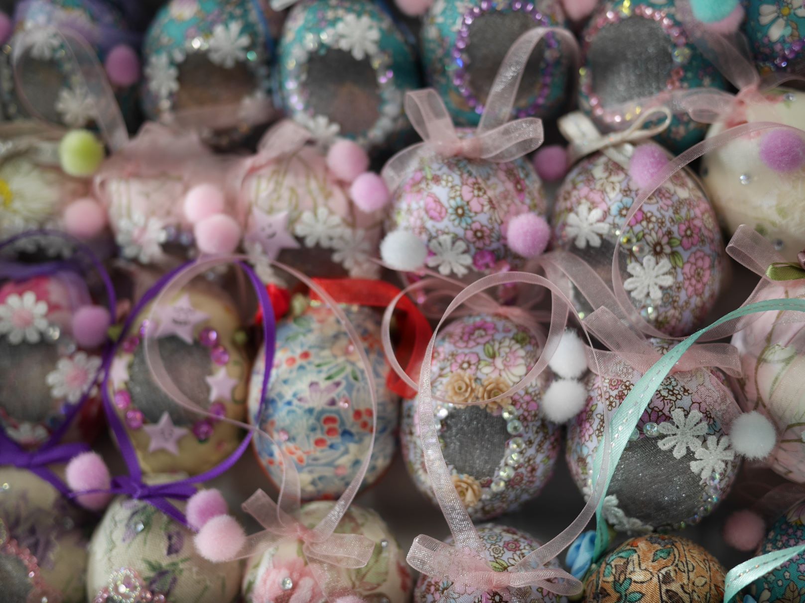 出来上がったポプリエッグたち