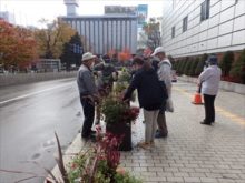 コンテナの片付けの様子