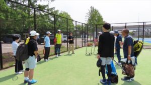 テニスサークル初めの挨拶の写真