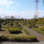 春先の西洋庭園