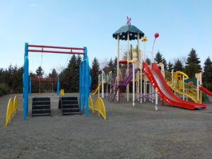 「屋外遊具がオープンしています！」の画像