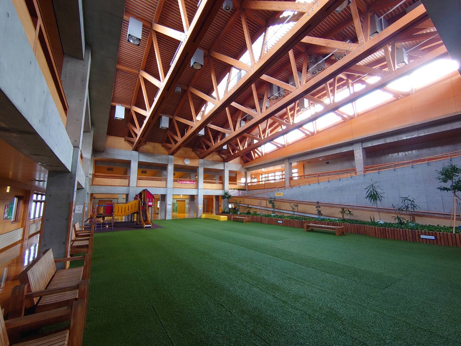 「リラックスプラザ開館中です。」の画像