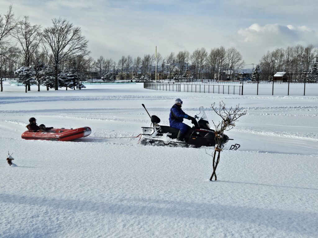 「本日ラフティングボート開催中！」の画像