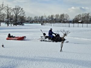 「雪とあそぼうin川下公園1日目終了」の画像